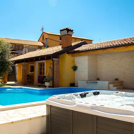 Holiday home Olea Histria *