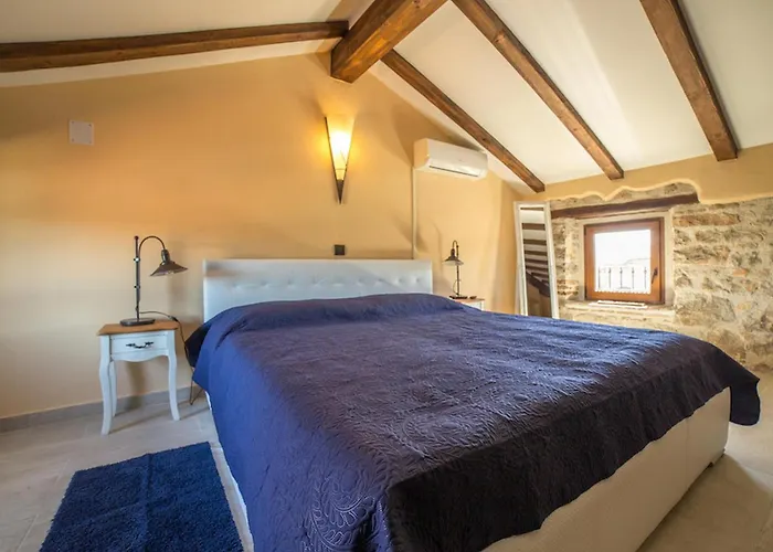 Olea Histria Nyaraló *